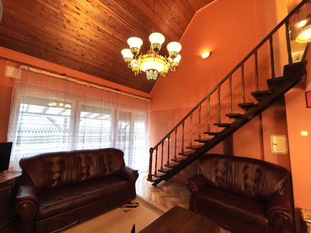 Eladó családi ház, Rácalmáson 98.9 M Ft, 4+1 szobás