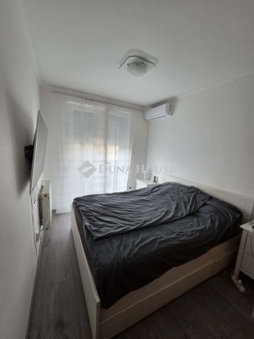 Eladó téglalakás, Budapesten, XIV. kerületben 137 M Ft, 3 szobás