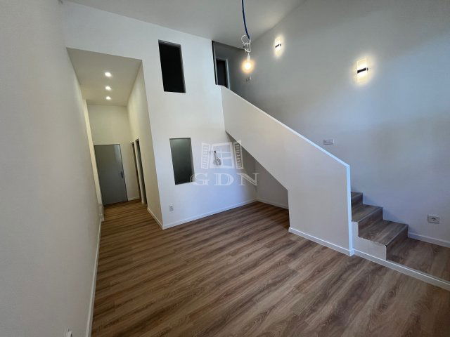 Eladó téglalakás, Budapesten, XV. kerületben 60.3 M Ft