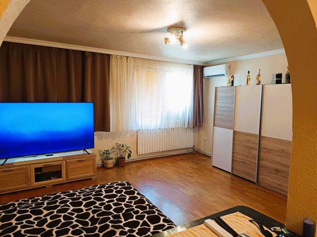 Eladó téglalakás, Nyíregyházán 33.9 M Ft, 1 szobás
