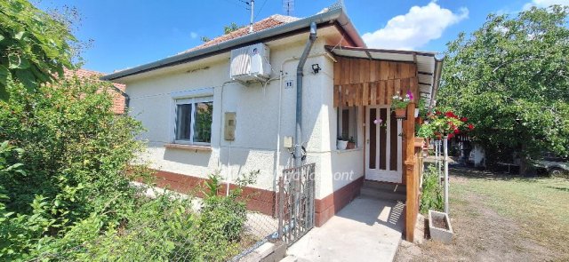 Eladó családi ház, Csengődön 22.9 M Ft, 1+1 szobás