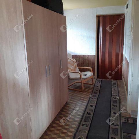 Eladó családi ház, Csépán 7.5 M Ft, 2 szobás