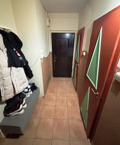 Kiadó panellakás, albérlet, Székesfehérvárott, Kígyó utcában