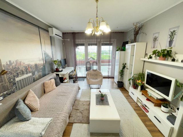 Eladó panellakás, Budapesten, XV. kerületben 64.9 M Ft, 3 szobás
