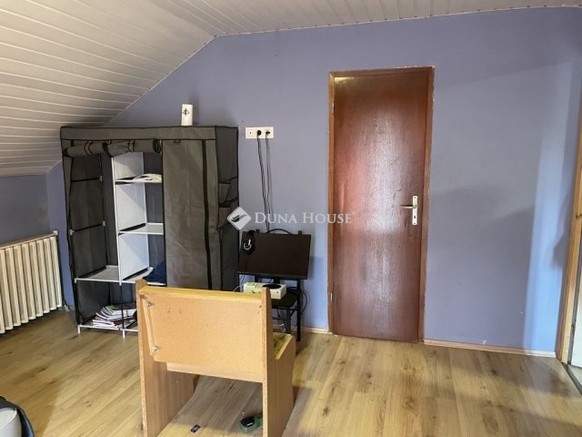 Eladó családi ház, Baján 49 M Ft, 4 szobás