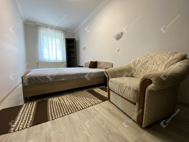 Kiadó téglalakás, albérlet, Debrecenben 290 E Ft / hó, 2 szobás