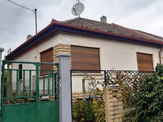 Eladó családi ház, Budapesten, IV. kerületben 89.9 M Ft