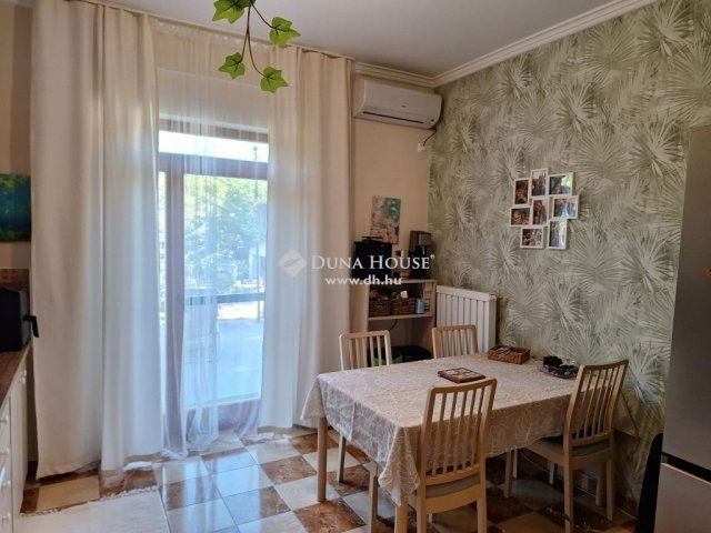 Eladó családi ház, Kecskeméten 89.9 M Ft, 3 szobás