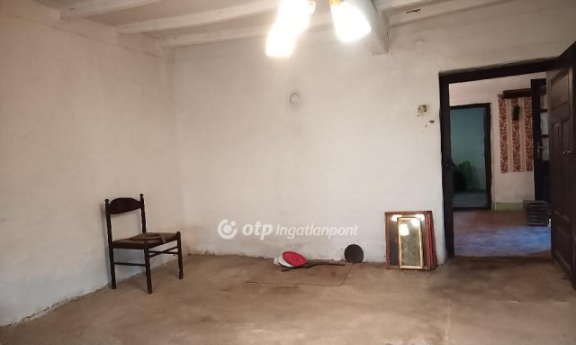 Eladó családi ház, Hajdúszováton 7.5 M Ft, 2+1 szobás
