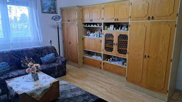 Eladó családi ház, Győrött 85 M Ft, 3 szobás