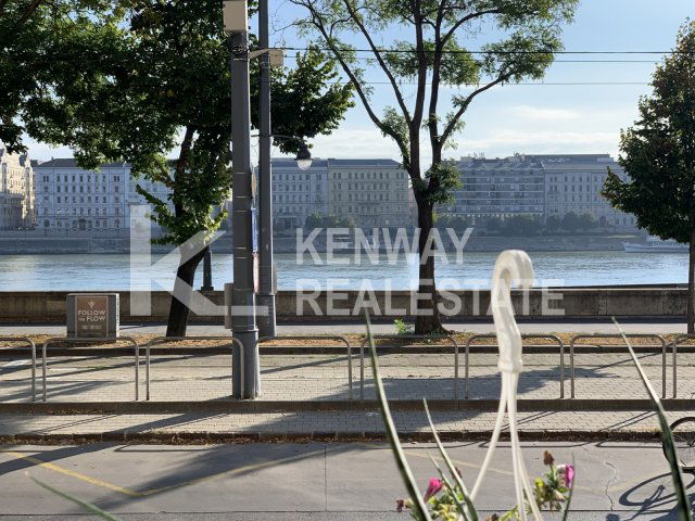 Kiadó téglalakás, albérlet, Budapesten, I. kerületben