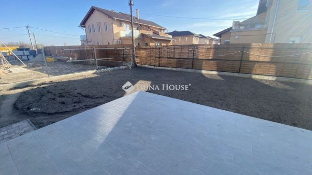 Eladó téglalakás, Dunaharasztin 95.933 M Ft, 3 szobás