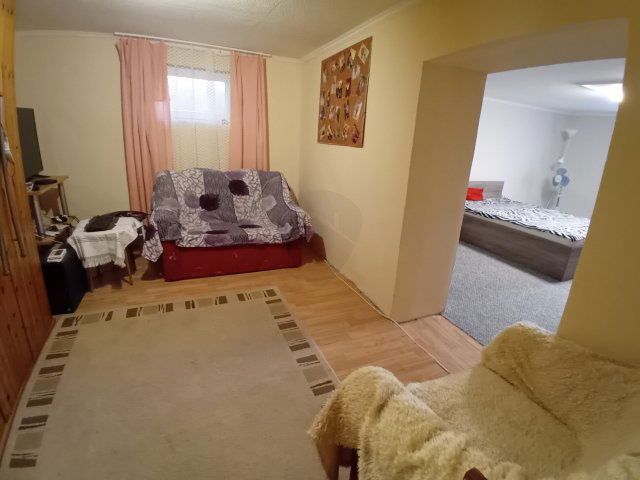 Eladó családi ház, Karácsondon 13.9 M Ft, 1+1 szobás