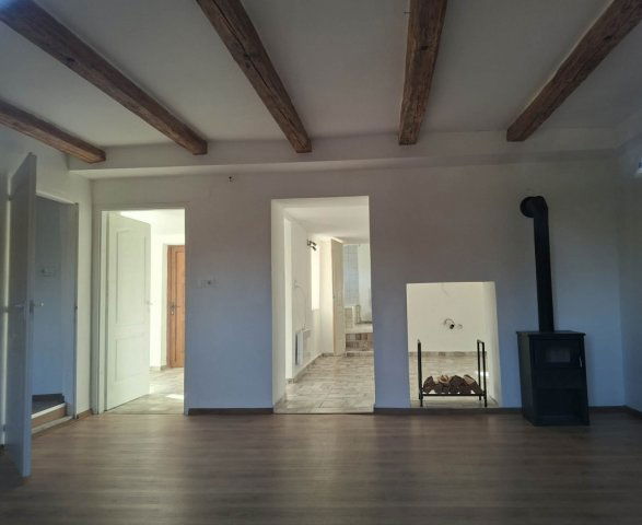 Eladó családi ház, Bodán 24.9 M Ft, 2 szobás