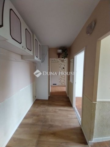 Eladó panellakás, Budapesten, XVII. kerületben 64 M Ft, 3 szobás