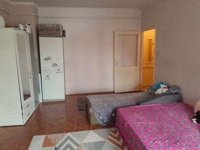 Eladó téglalakás, Hajdúböszörményen 35 M Ft, 2 szobás
