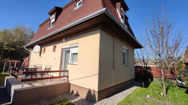 Eladó családi ház, Pusztaszabolcson 75 M Ft, 3 szobás