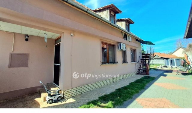 Eladó családi ház, Gyulán 79.8 M Ft, 3+3 szobás