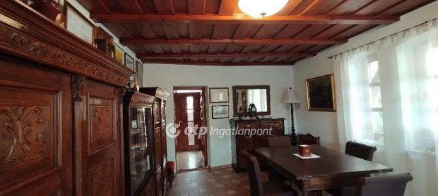 Eladó családi ház, Jászberényben 115 M Ft, 4 szobás