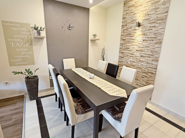 Eladó téglalakás, Debrecenben 59.9 M Ft, 2 szobás