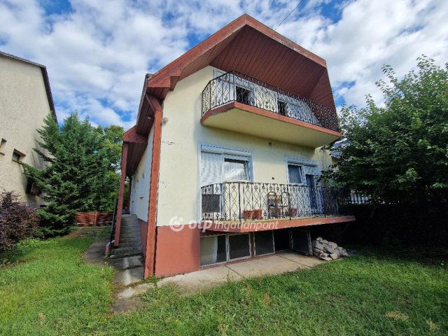 Eladó családi ház, Debrecenben 174.9 M Ft, 5 szobás