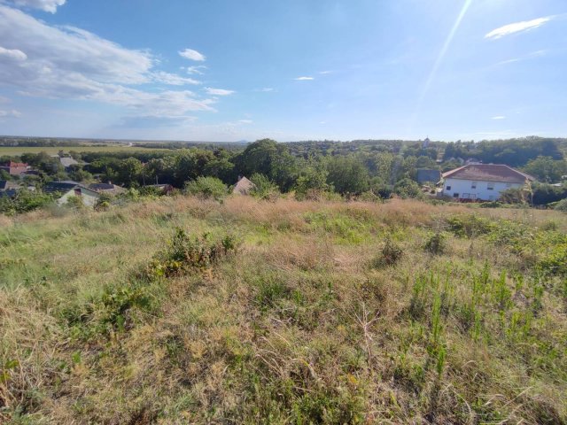 Eladó telek, Mohácson 20 M Ft / költözzbe.hu
