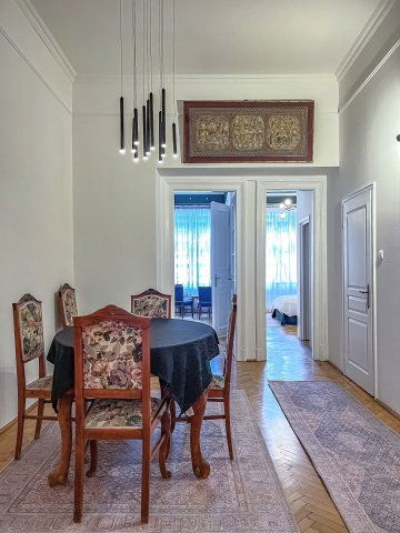 Eladó téglalakás, Budapesten, VI. kerületben 223 M Ft, 3 szobás