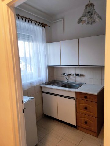 Kiadó téglalakás, albérlet, Nyíregyházán, Arany János utcában