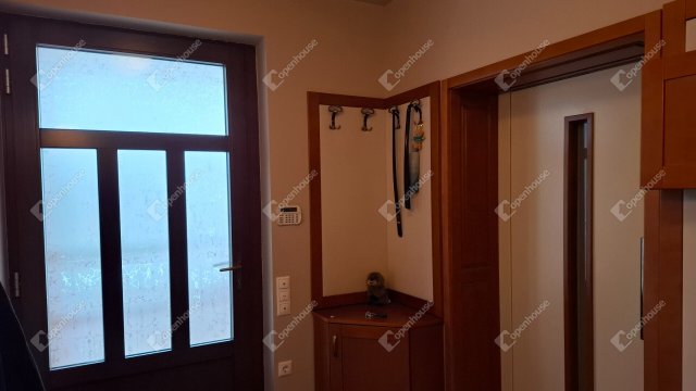 Eladó családi ház, Debrecenben 239.9 M Ft, 3 szobás