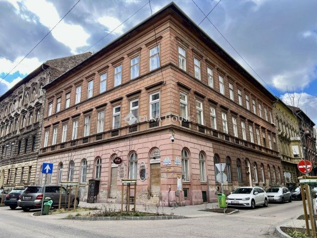 Eladó téglalakás, Budapesten, VIII. kerületben 91 M Ft, 2 szobás