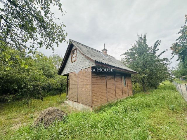 Eladó telek, Nyergesújfaluban 7.9 M Ft / költözzbe.hu