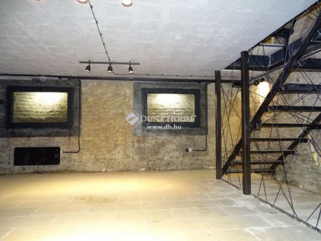 Eladó üzlethelyiség, Budapesten, VIII. kerületben 89 M Ft