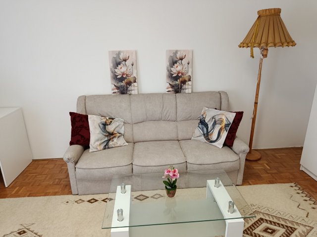 Kiadó téglalakás, albérlet, Nyíregyházán 180 E Ft / hó