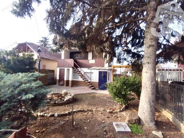 Eladó családi ház, Tiszaalpáron 25.49 M Ft, 2 szobás