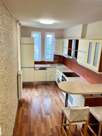 Kiadó téglalakás, albérlet, XVII. kerületben, 517. utcában