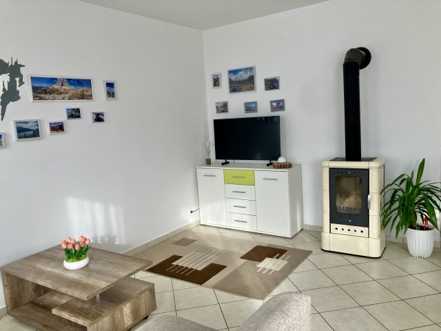 Eladó családi ház, Góron 72.2 M Ft, 3 szobás