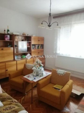 Eladó családi ház, Egyeken 17 M Ft, 1 szobás