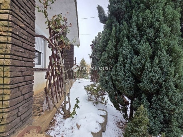 Eladó családi ház, Gyömrőn 129 M Ft, 7 szobás