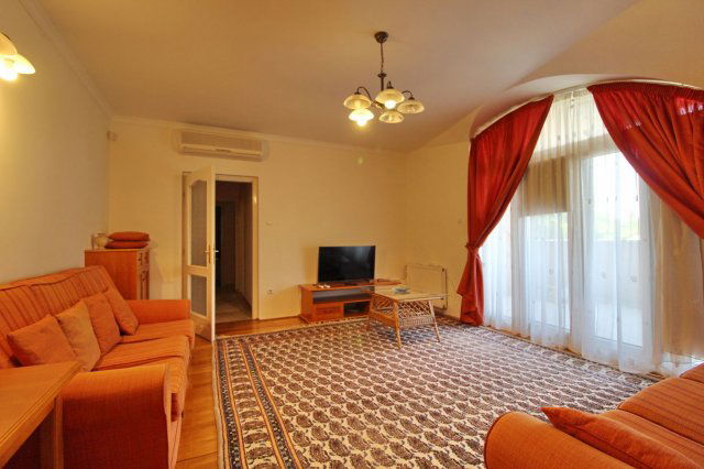 Kiadó téglalakás, albérlet, Debrecenben 450 E Ft / hó, 4 szobás