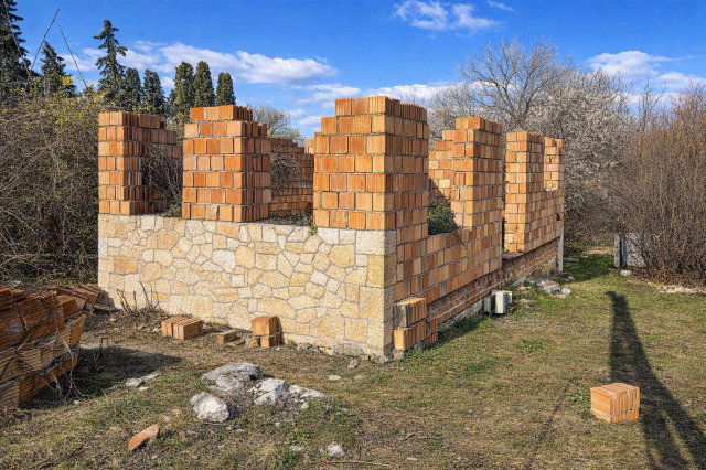 Eladó telek, Pécsett 10.8 M Ft / költözzbe.hu