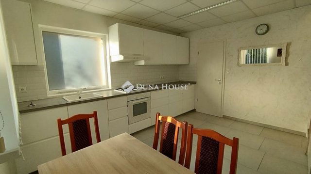 Eladó ikerház, Sülysápon 73.9 M Ft, 4 szobás