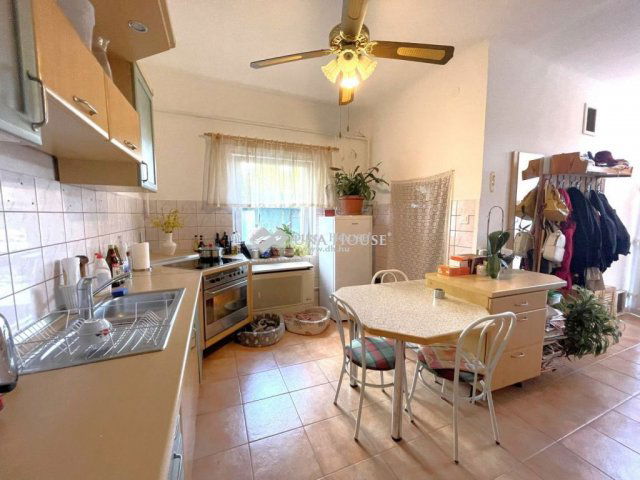 Eladó családi ház, Kecskeméten 84.99 M Ft, 5 szobás