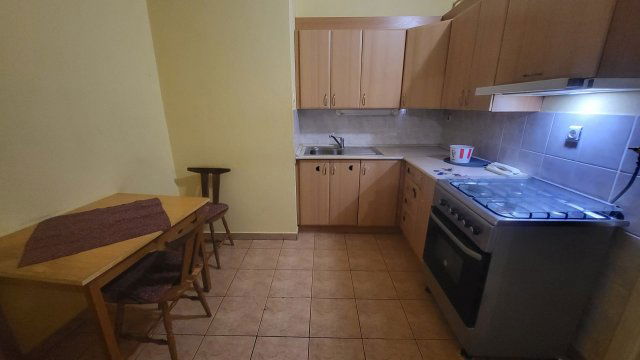 Kiadó téglalakás, albérlet, Egerben 150 E Ft / hó, 2 szobás