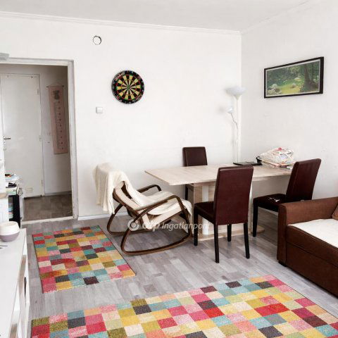 Eladó panellakás, Szegeden 49.9 M Ft, 2+1 szobás