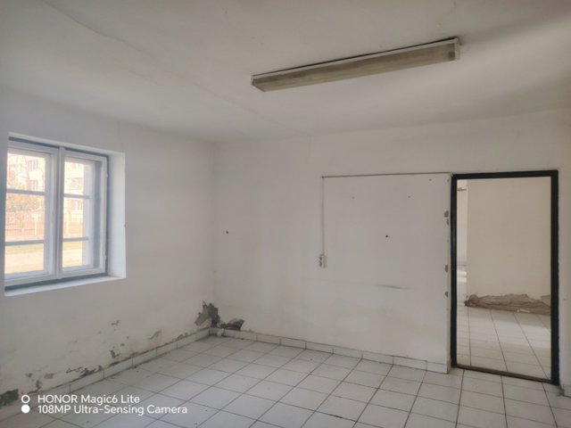 Eladó ipari ingatlan, Lajosmizsén 35 M Ft / költözzbe.hu