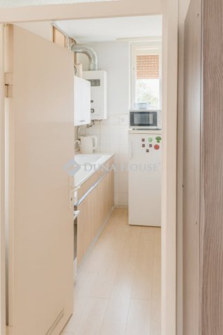 Eladó téglalakás, Budapesten, XIV. kerületben 75 M Ft, 4 szobás