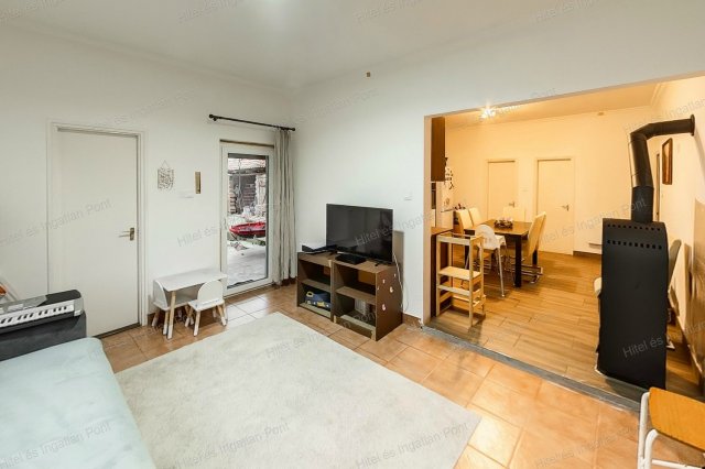 Eladó családi ház, Szabadszálláson 28.9 M Ft, 3 szobás