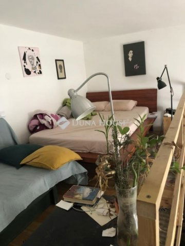 Eladó téglalakás, Budapesten, XV. kerületben 45 M Ft, 2 szobás