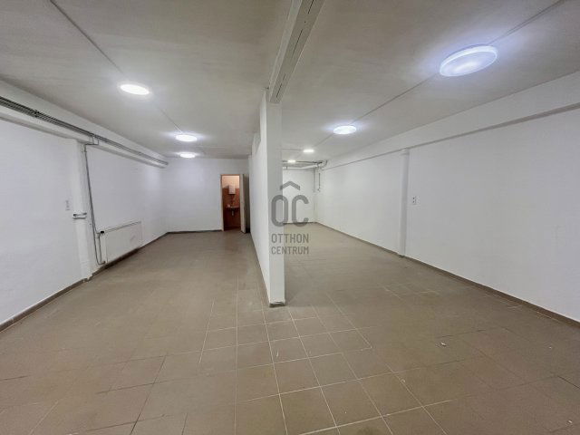 Kiadó ipari ingatlan, Sopronban 130 E Ft / hó