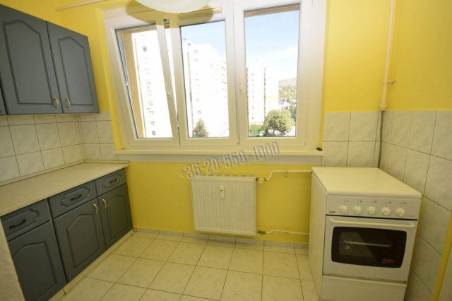 Kiadó panellakás, albérlet, Budaörsön, Lévai utcában